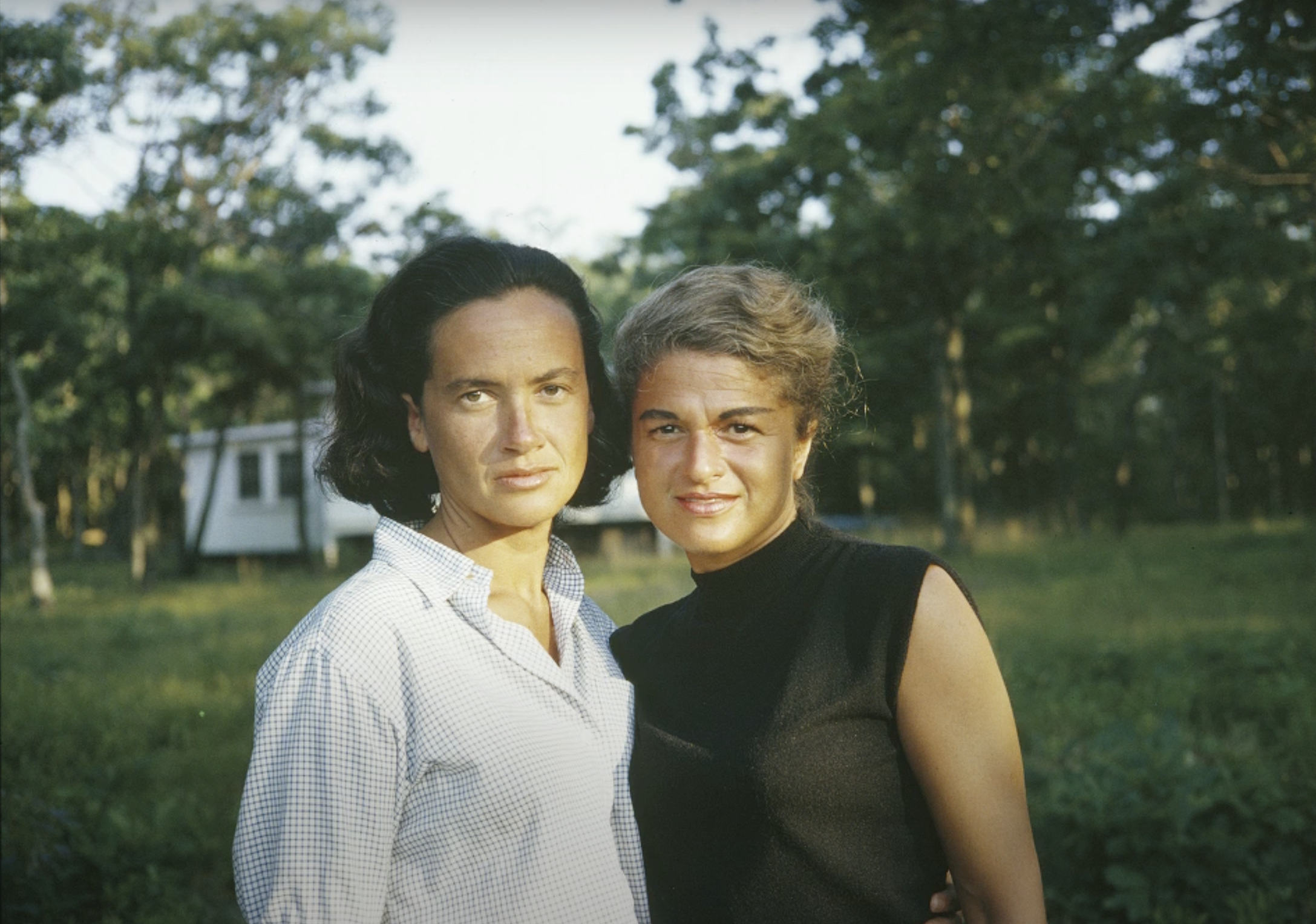 Edie & Thea: A Very Long Engagement